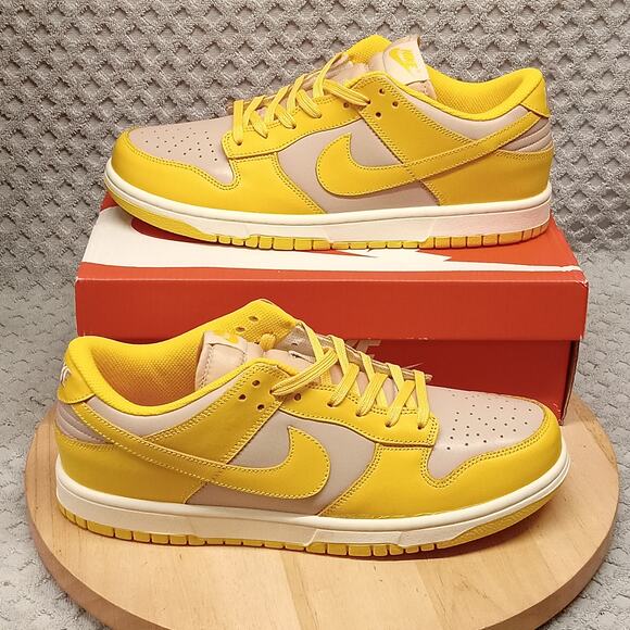 Nike Dunk Low Citron Pulse Sneakers 12Mens/ Women's 13.5